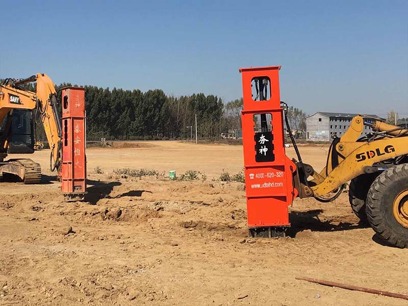 Construction of Rapid Impact Compactor in Zaozhuang grain depot, Shandong Province