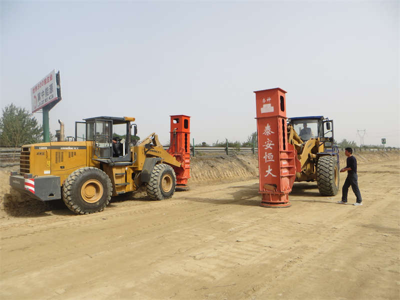 Two Rapid Impact Compactions are installed on the forklift for construction