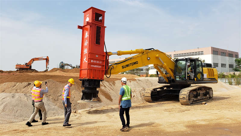 Hc84 Rapid Impact Compaction installed on Excavator