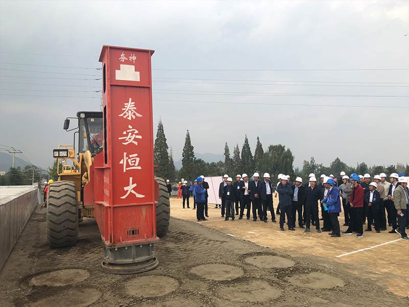 Tamping machine shows construction effect shows construction effect