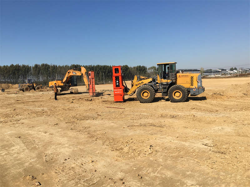 Two Two tamping machines are treating the foundations are treating the foundation