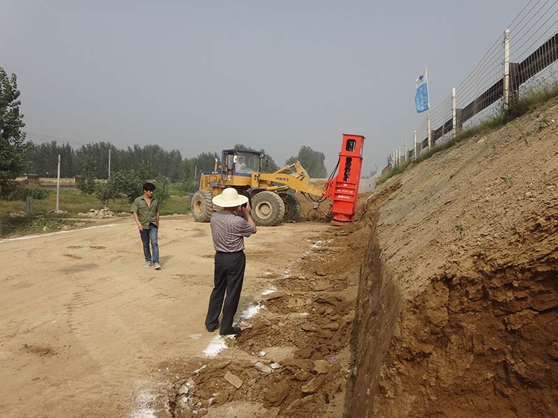 Construction of new and old road junction by rapid impact compaction